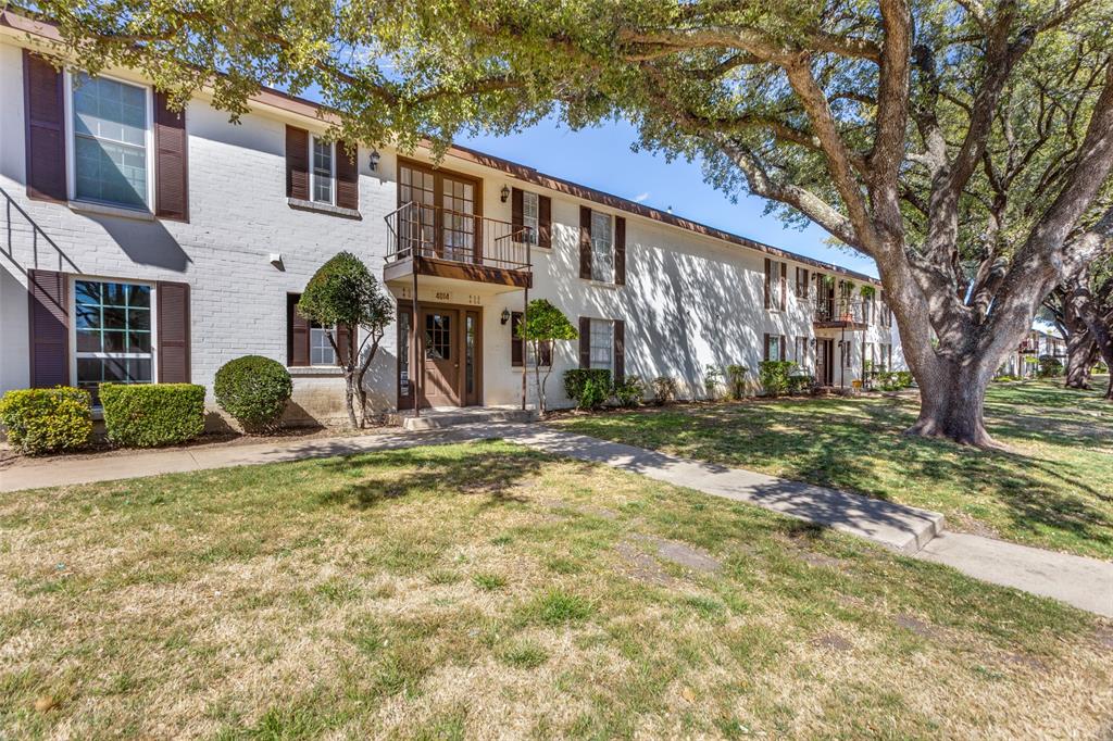 4014 Ridglea Country Club Drive Fort Worth, TX 76126 - Photo 2 of 27