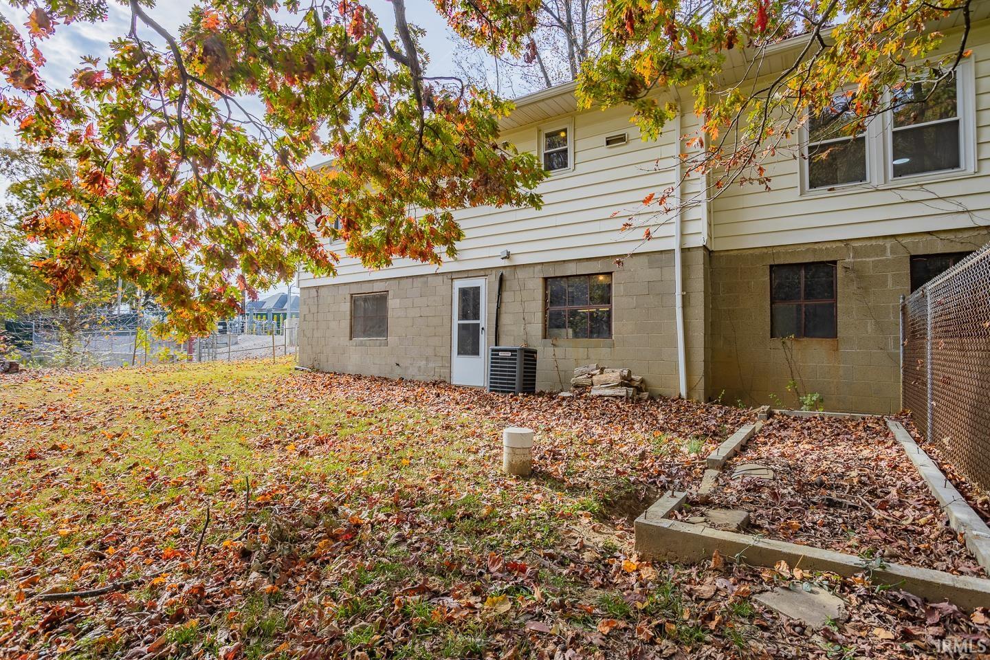 3515 North Red Bank Road Evansville, IN 47720 - Photo 23 of 24 Gallery Image 23