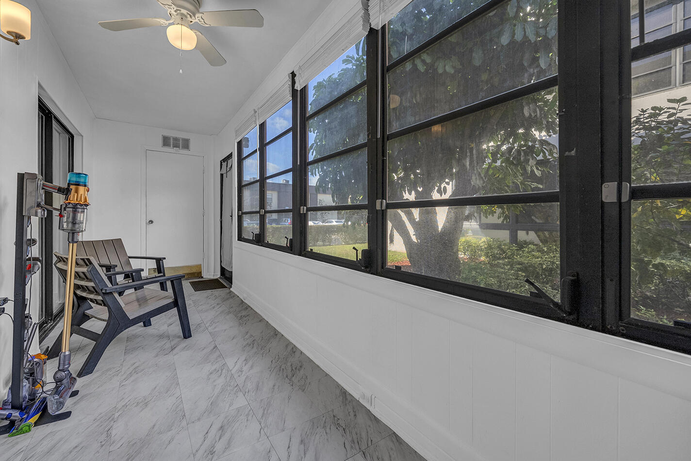 162 Capri East Delray Beach, FL 33484 - Photo 14 of 19 Patio