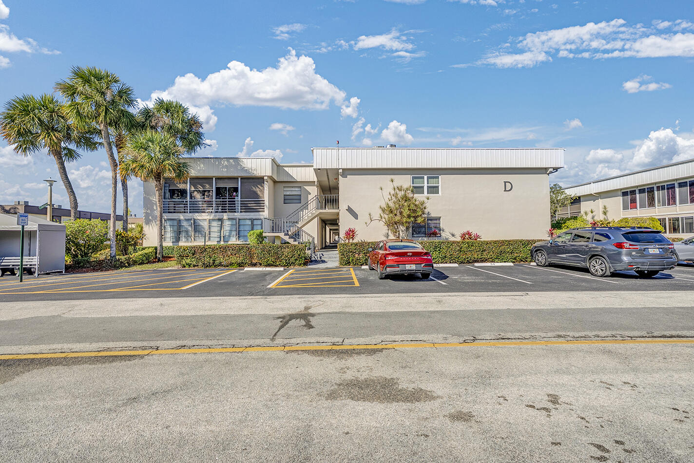 162 Capri East Delray Beach, FL 33484 - Photo 17 of 19 Building D Exterior