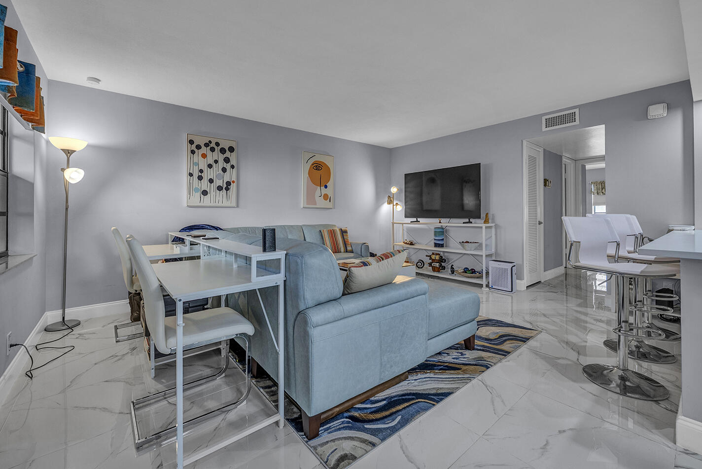 162 Capri East Delray Beach, FL 33484 - Photo 3 of 19 Living Room