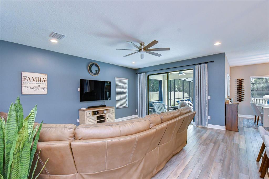 14710 Horse Trot Road Lithia, FL 33547 - Photo 14 of 44