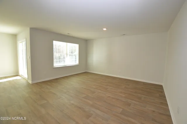 $325,000 | 623 Drummond Grove Lane, Unit LOT 371, Jacksonville, NC 28546