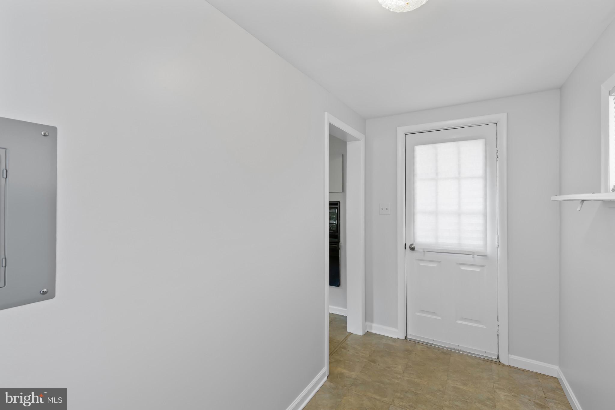 7508 Riddle Avenue Baltimore, MD 21224 - Photo 8 of 25