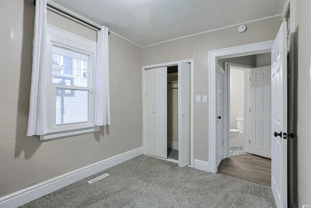 $149,900 | 930 South 34th Street, South Bend, IN 46615