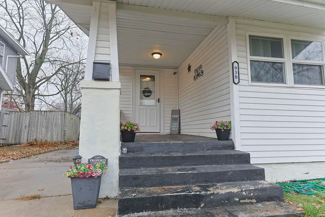 $149,900 | 930 South 34th Street, South Bend, IN 46615