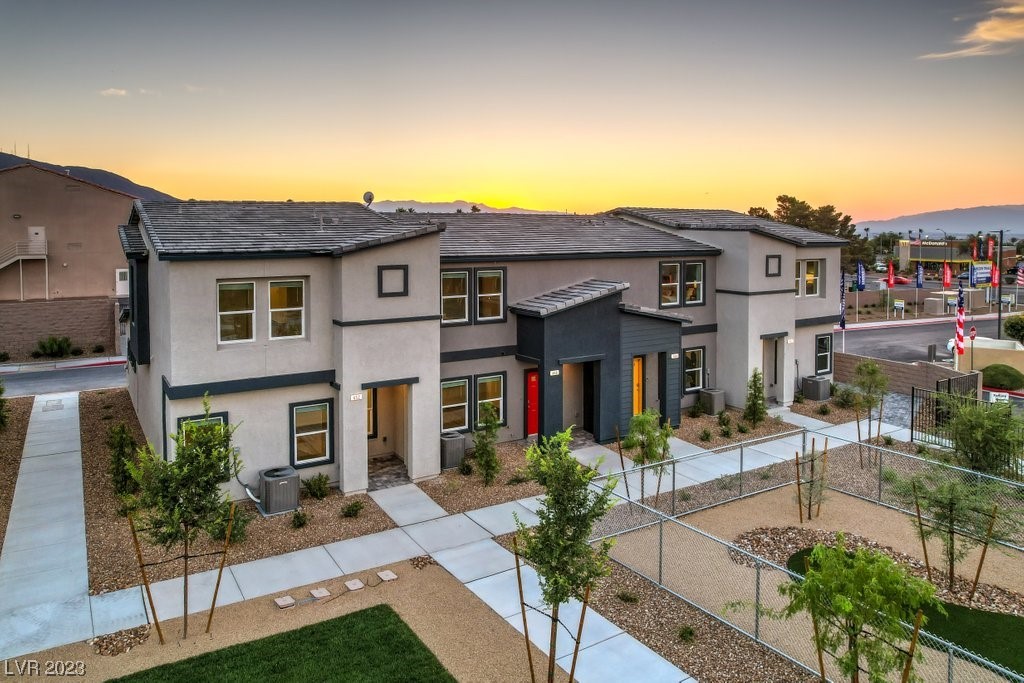 479 Waterfall Cove Henderson, NV 89002 - Photo 3 of 43