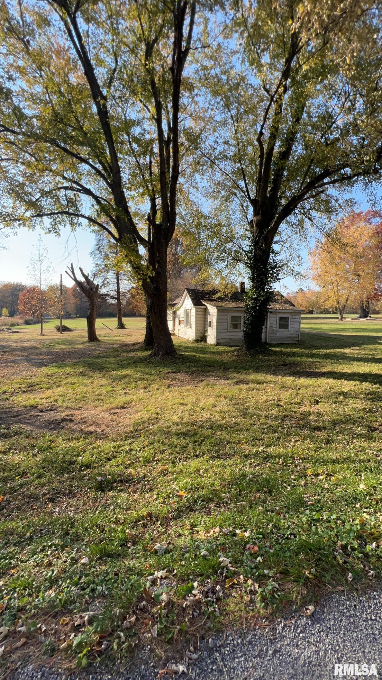 1277 Winery Road West Frankfort, IL 62896 - Photo 1 of 6 Gallery Image 1