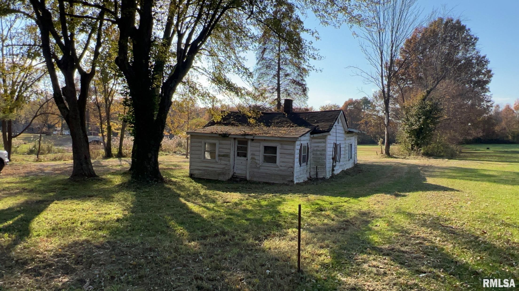 1277 Winery Road West Frankfort, IL 62896 - Photo 2 of 6 Gallery Image 2