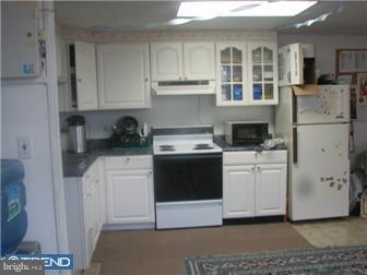 7501 Brookhaven Road Philadelphia, PA 19151 - Photo 3 of 11 Gallery Image 3