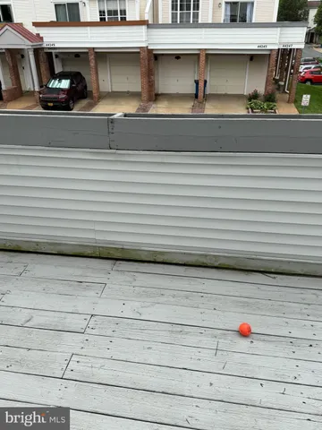 a view of parking area