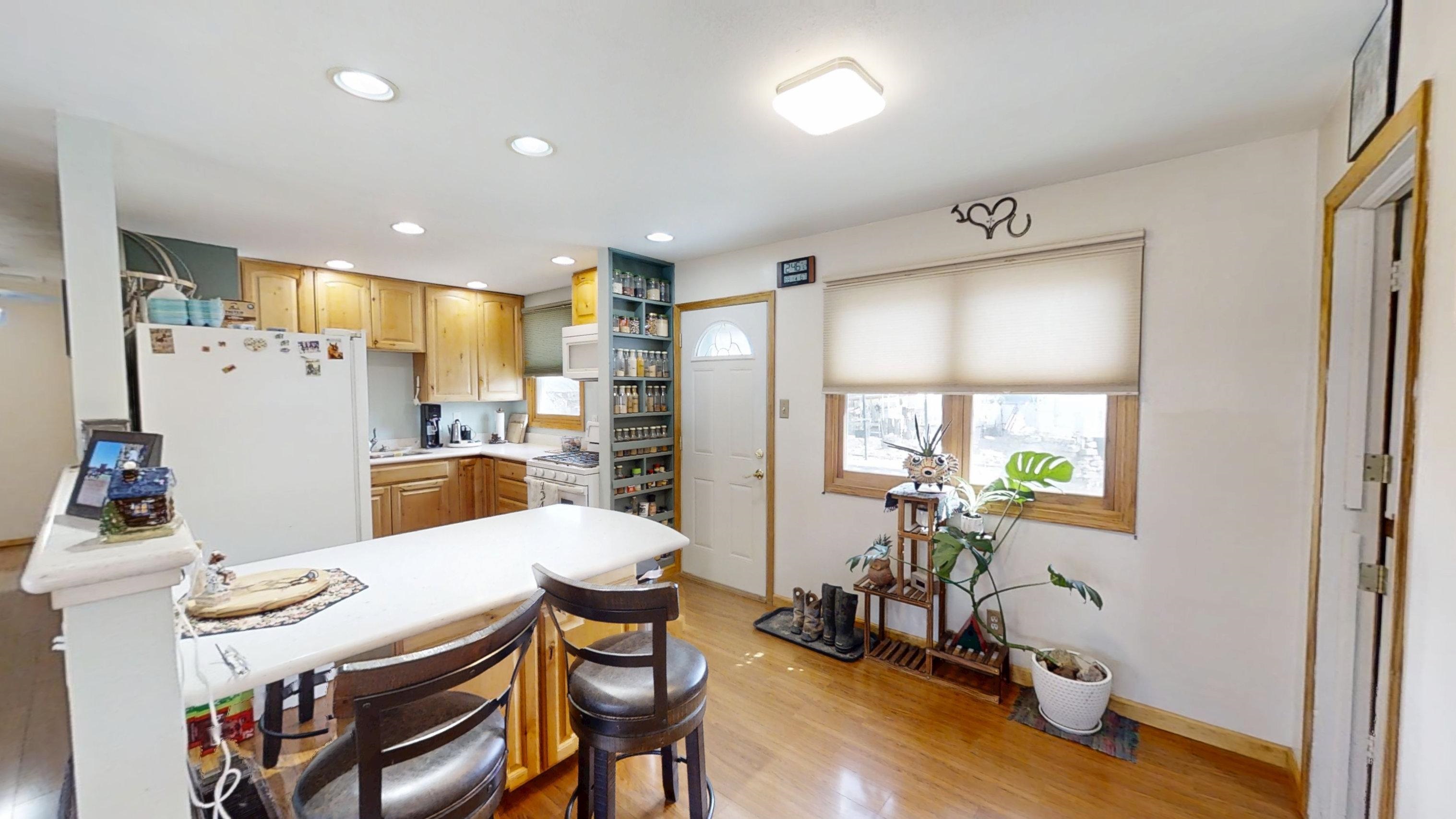 3045 East 4th Street Casper, WY 82609 - Photo 6 of 36