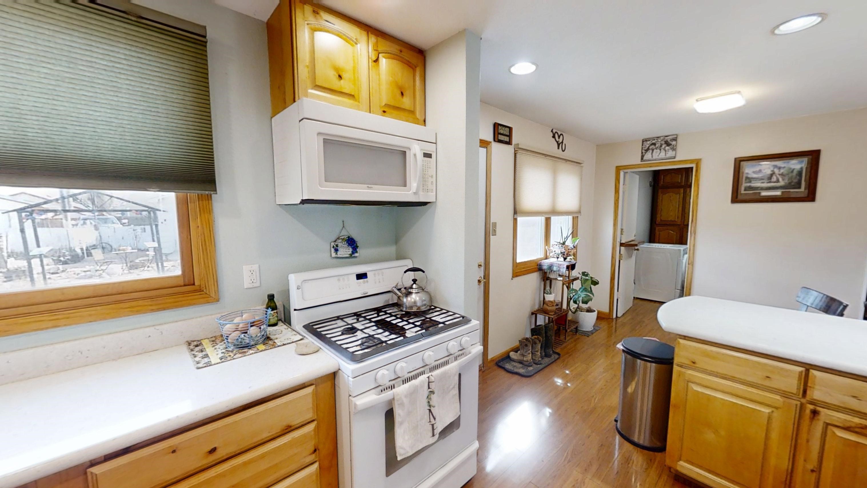 3045 East 4th Street Casper, WY 82609 - Photo 10 of 36