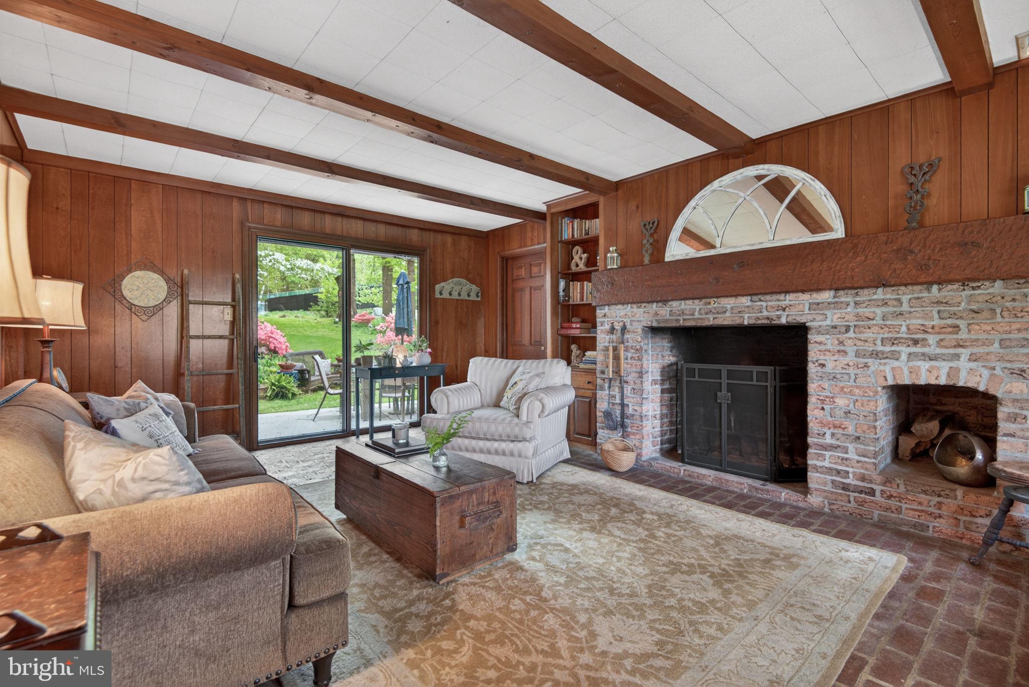 979 Nissley Road Lancaster, PA 17601 - Photo 8 of 58 Gallery Image 8