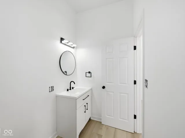 $315,000 | 809 Hutchins Avenue, Columbus, IN 47201