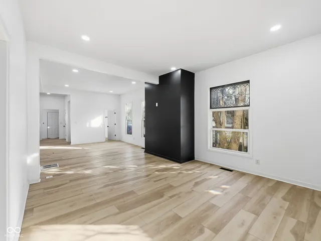 $315,000 | 809 Hutchins Avenue, Columbus, IN 47201