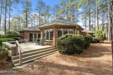 $715,000 | 12 Tayport Court, Pinehurst, NC 28374