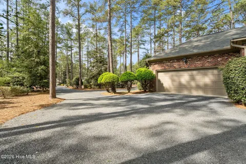 $715,000 | 12 Tayport Court, Pinehurst, NC 28374