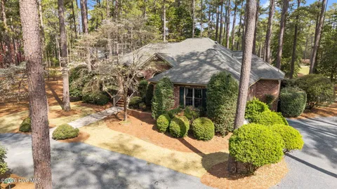 $715,000 | 12 Tayport Court, Pinehurst, NC 28374