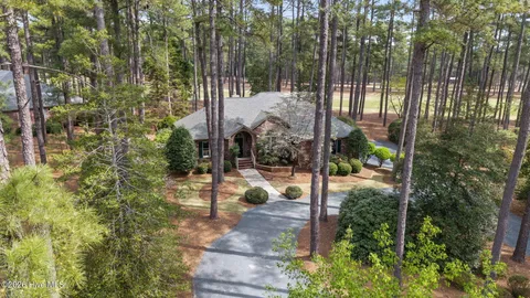 $715,000 | 12 Tayport Court, Pinehurst, NC 28374