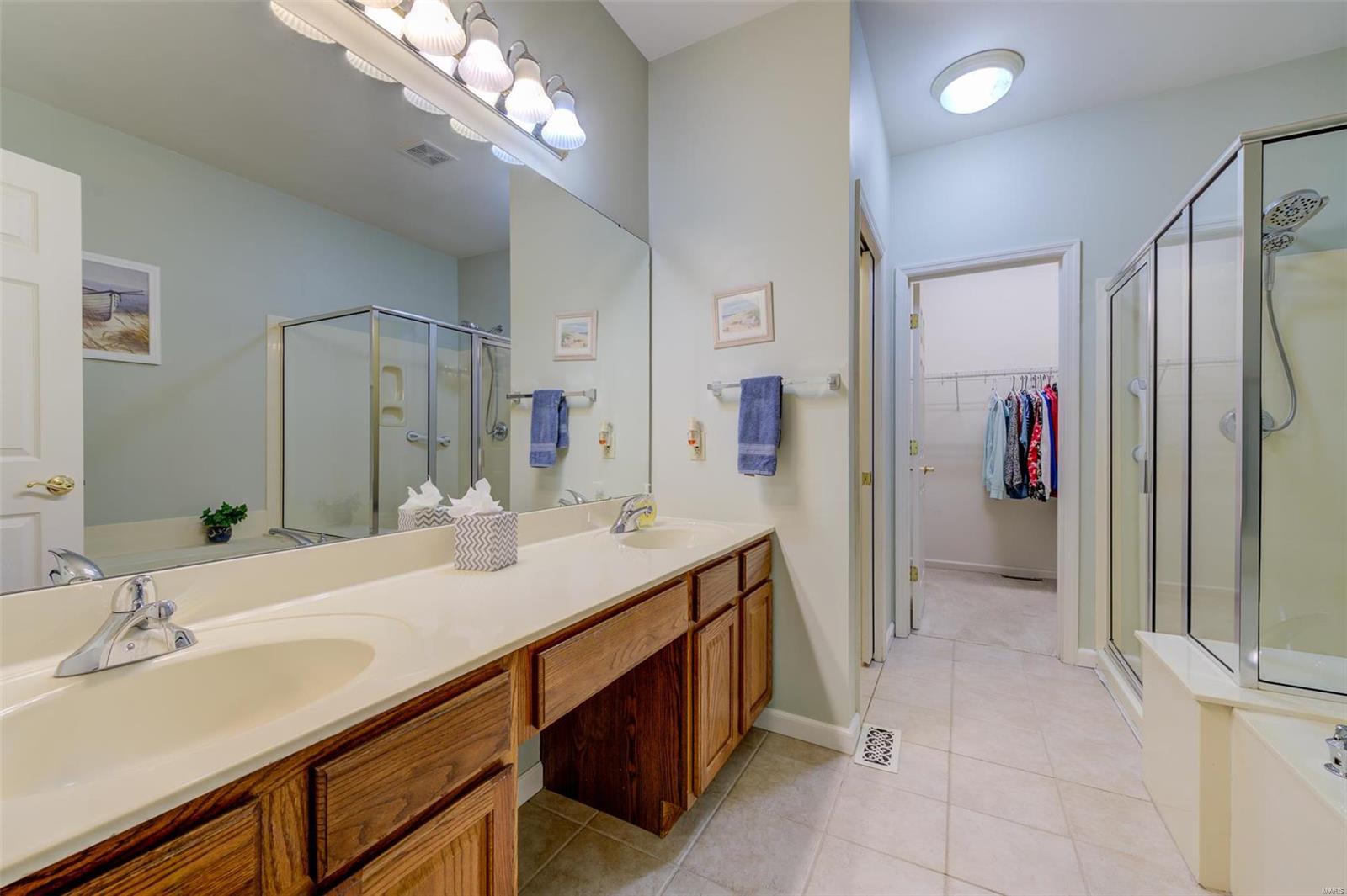 13264 Barrett Chase Circle Ballwin, MO 63021 - Photo 26 of 50