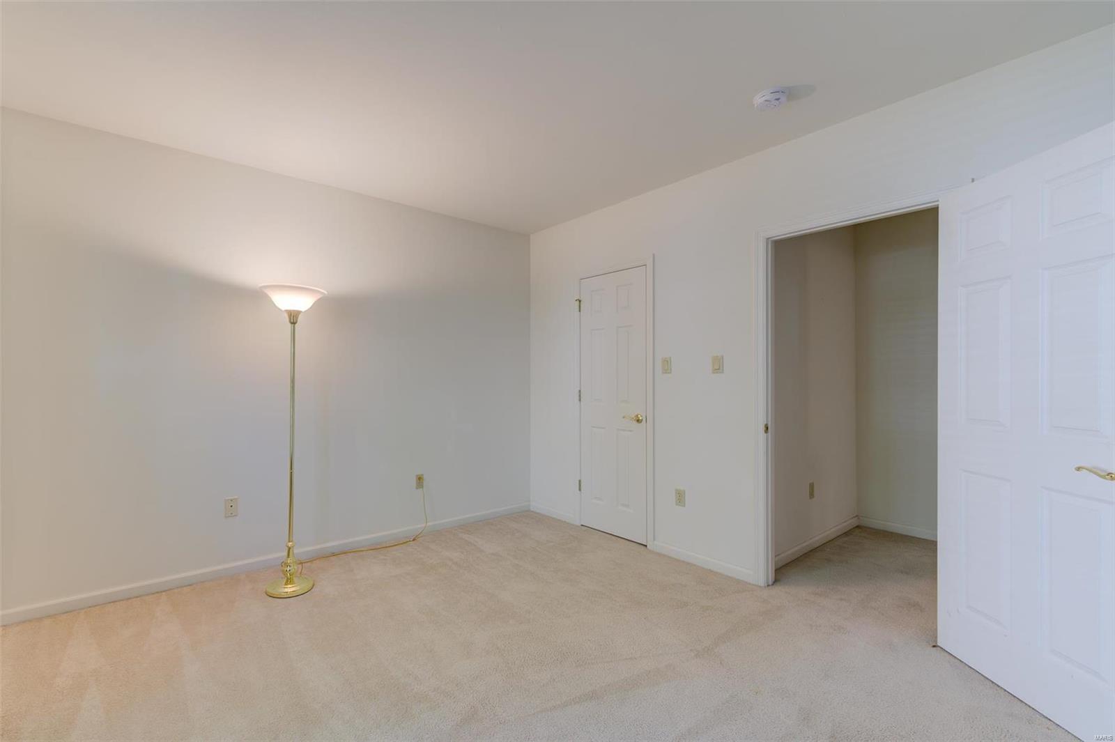 13264 Barrett Chase Circle Ballwin, MO 63021 - Photo 31 of 50