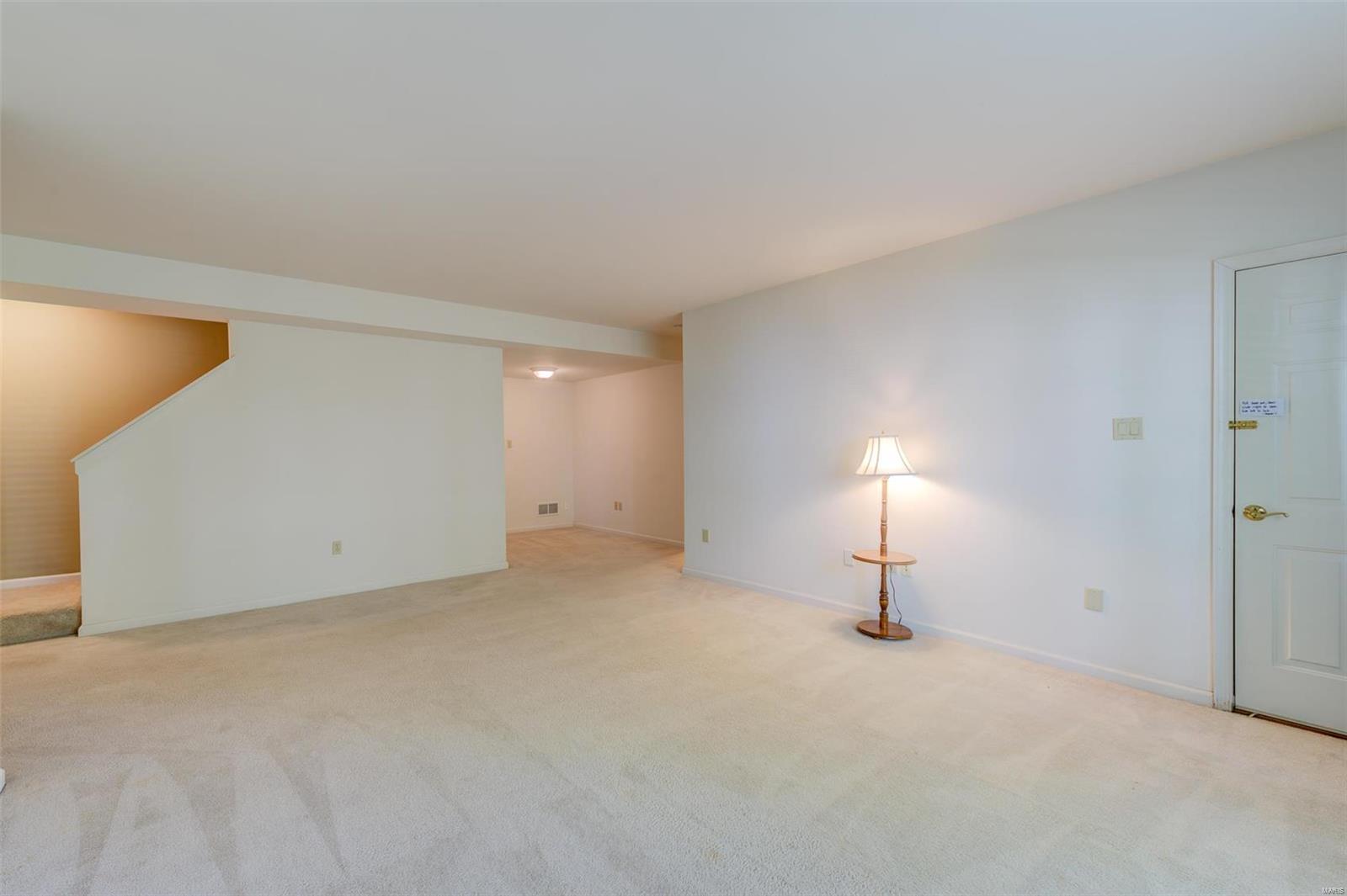 13264 Barrett Chase Circle Ballwin, MO 63021 - Photo 33 of 50