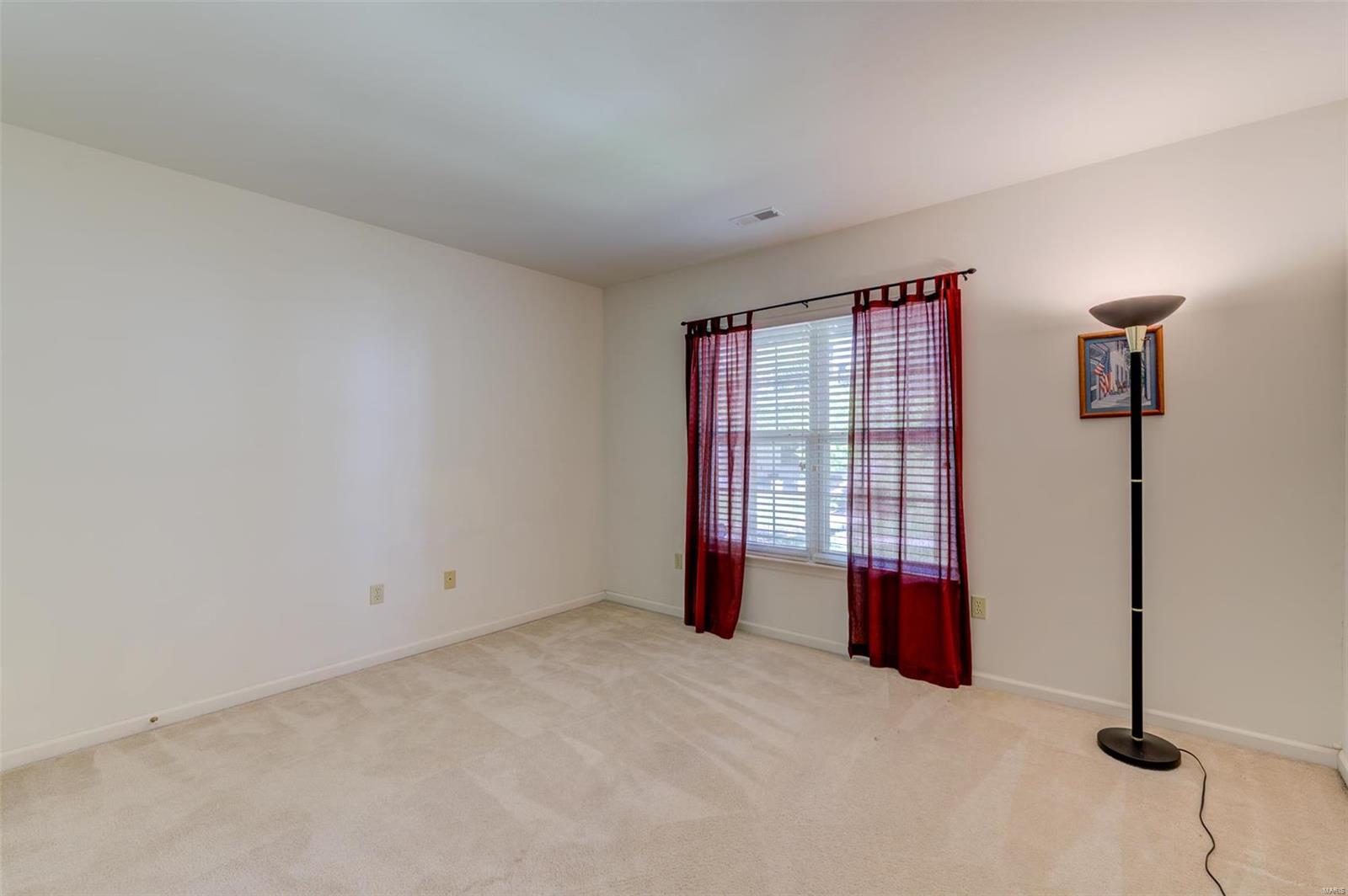 13264 Barrett Chase Circle Ballwin, MO 63021 - Photo 36 of 50