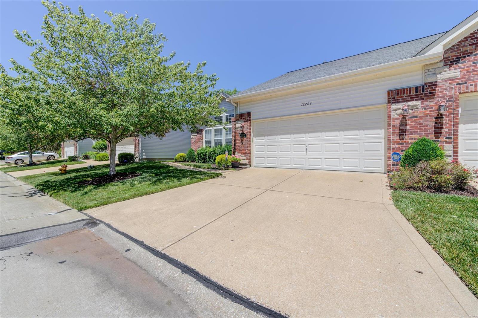 13264 Barrett Chase Circle Ballwin, MO 63021 - Photo 42 of 50