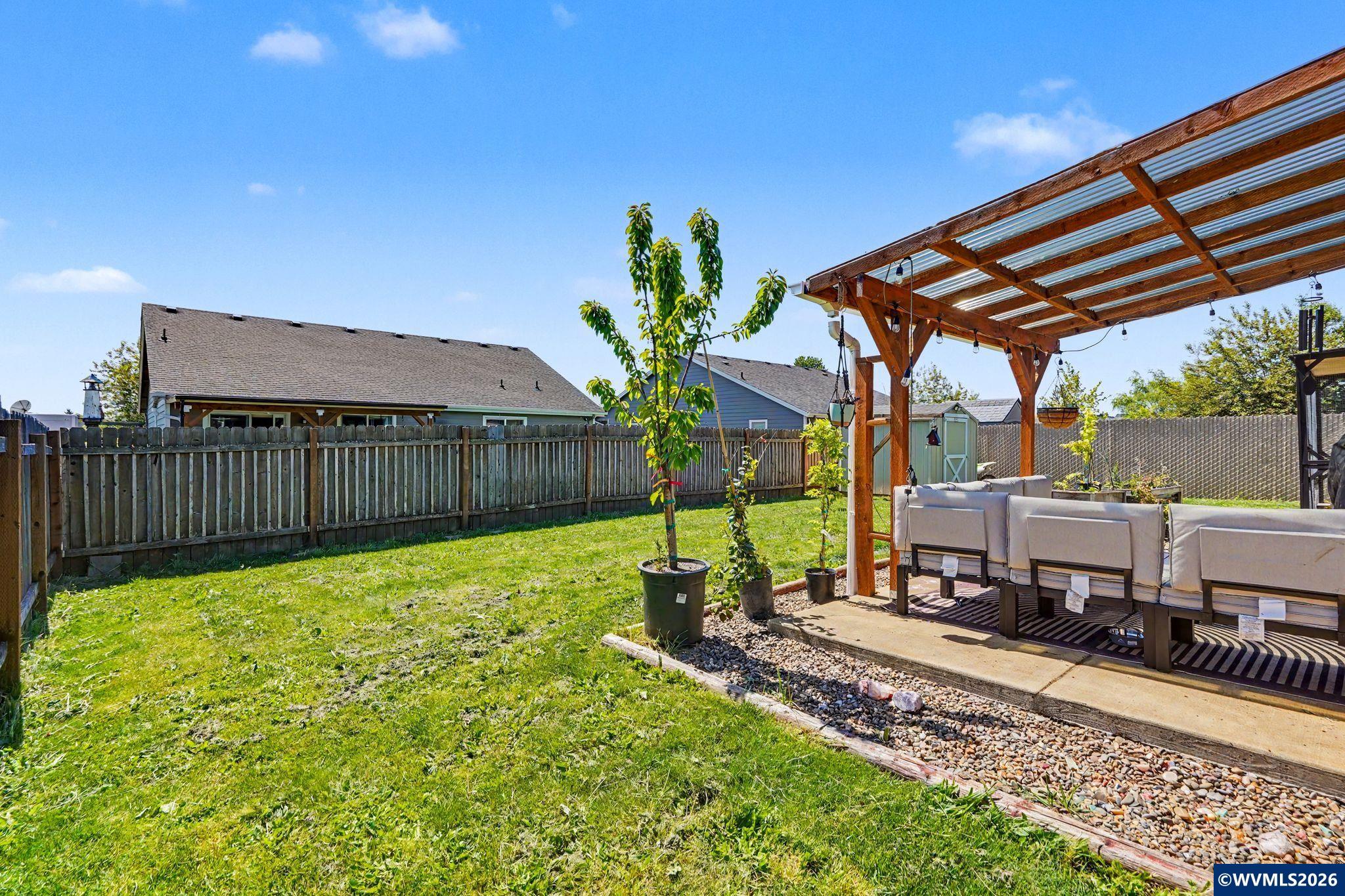 179 Northwest Card Avenue Dallas, OR 97338 - Photo 29 of 35