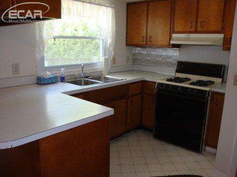 1488 West Judd Road Flint, MI 48507 - Photo 13 of 16 21147489-12.JPG
