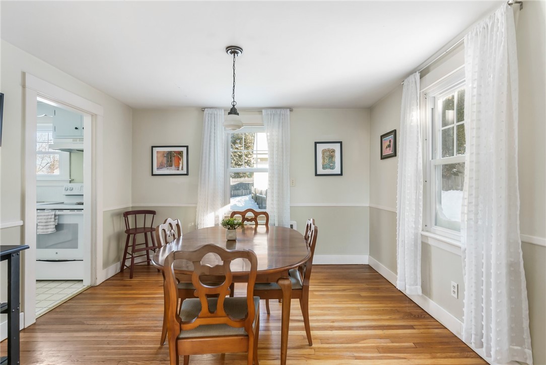 16 Reed Street Tiverton, RI 02878 - Photo 7 of 34