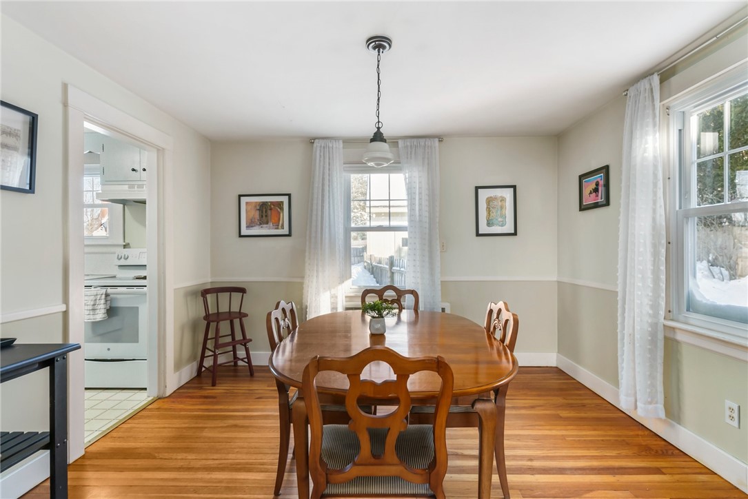 16 Reed Street Tiverton, RI 02878 - Photo 8 of 34