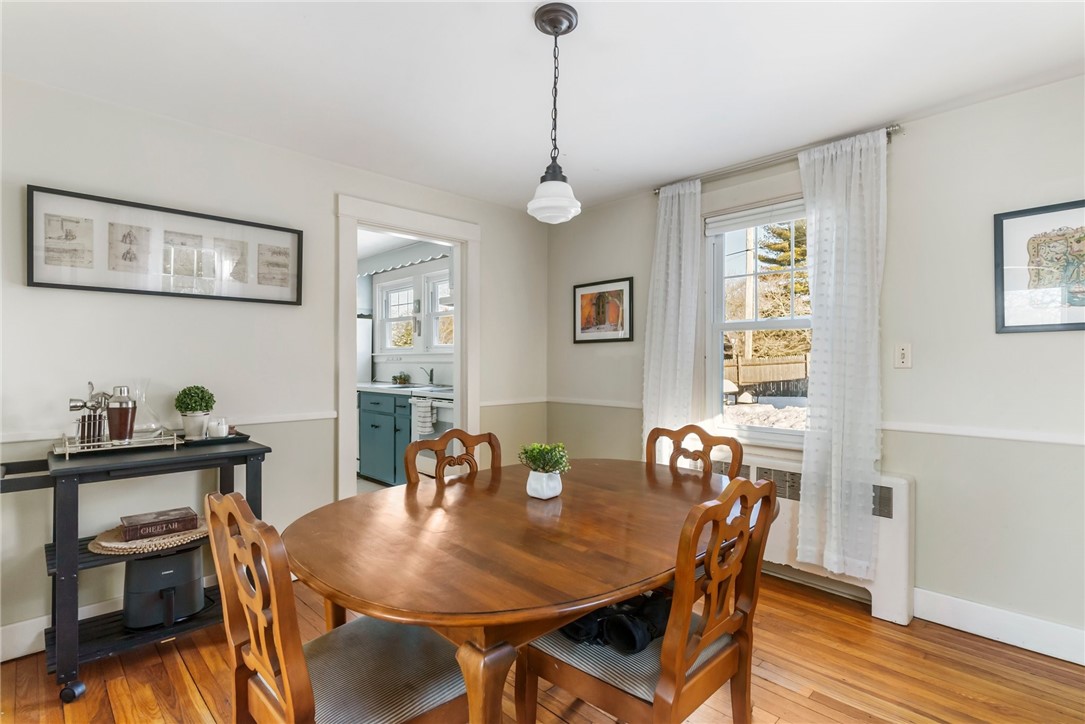16 Reed Street Tiverton, RI 02878 - Photo 10 of 34