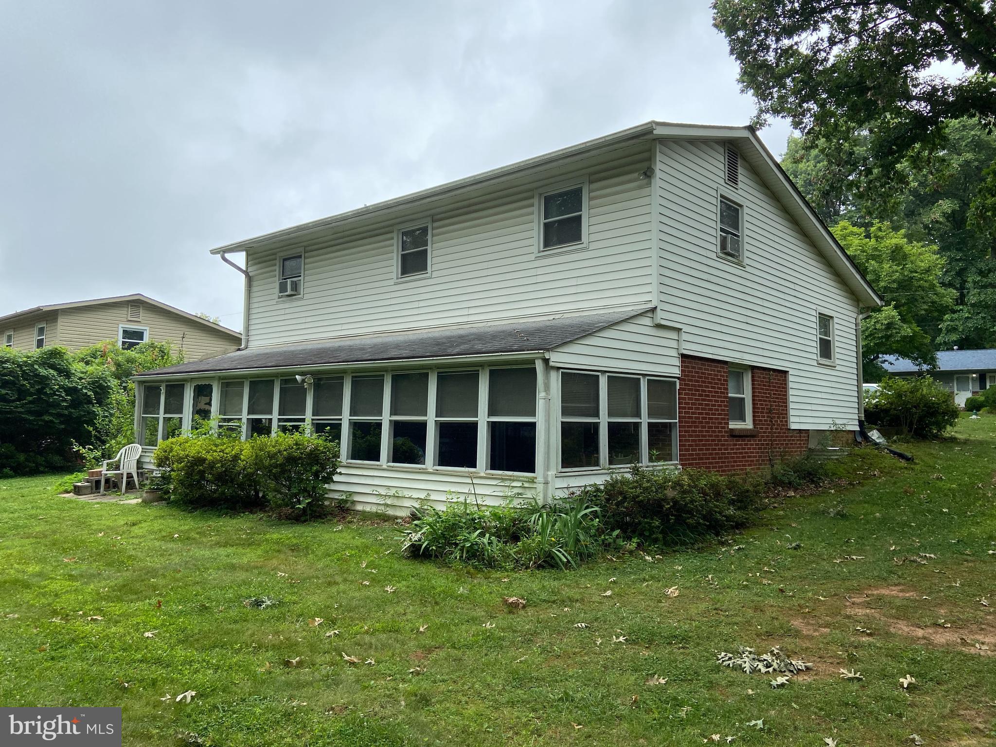 219 Oakton Road Gaithersburg, MD 20877 - Photo 16 of 18 Gallery Image 16