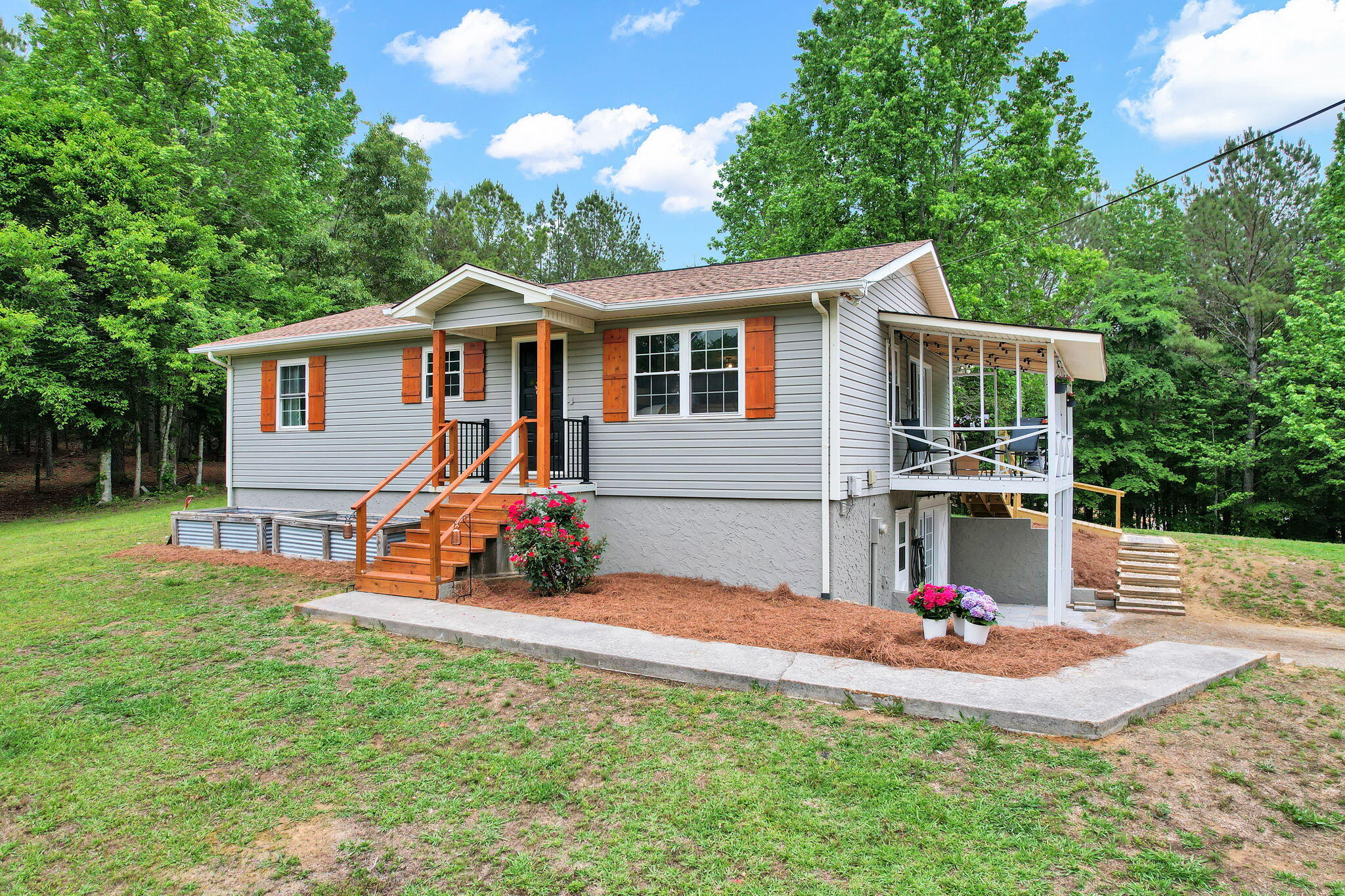 1013 Osment Road Southeast Cleveland, TN 37323 - Photo 1 of 47 osment 10