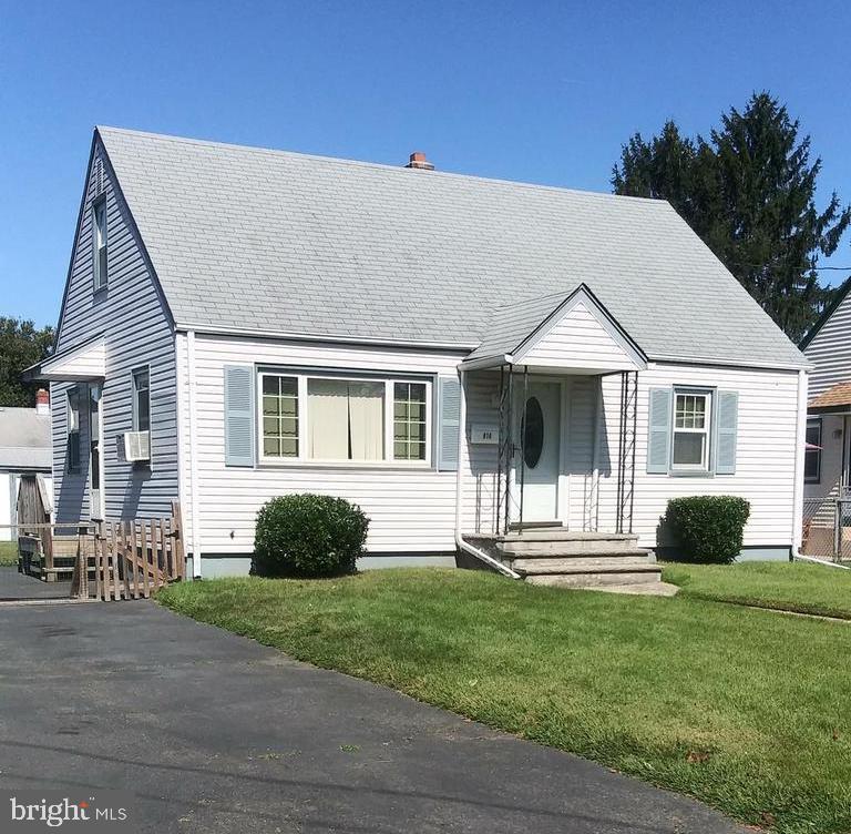 816 White Horse Hamilton Square Road Hamilton, NJ 08610 - Photo 1 of 20 Gallery Image 1