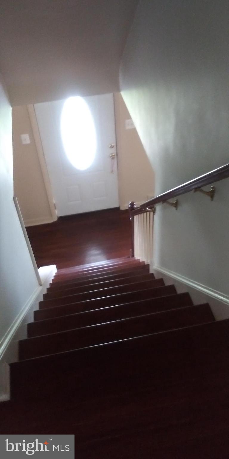 816 White Horse Hamilton Square Road Hamilton, NJ 08610 - Photo 5 of 20 Gallery Image 5