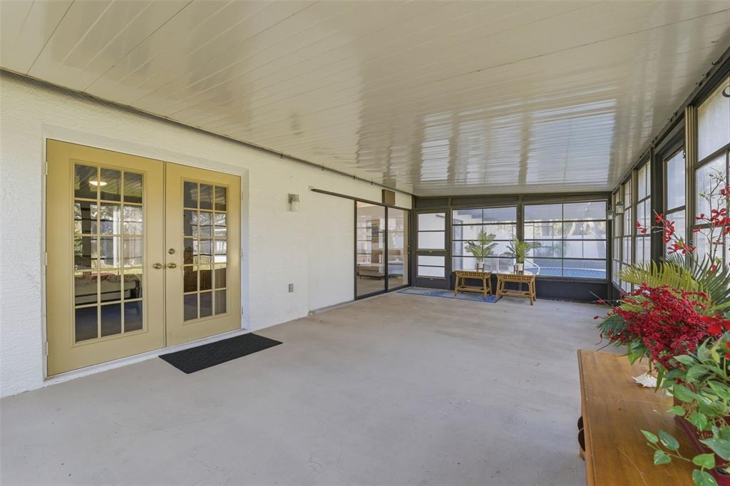 7822 Holiday Drive Spring Hill, FL 34606 - Photo 23 of 51 a view of an empty room with a window