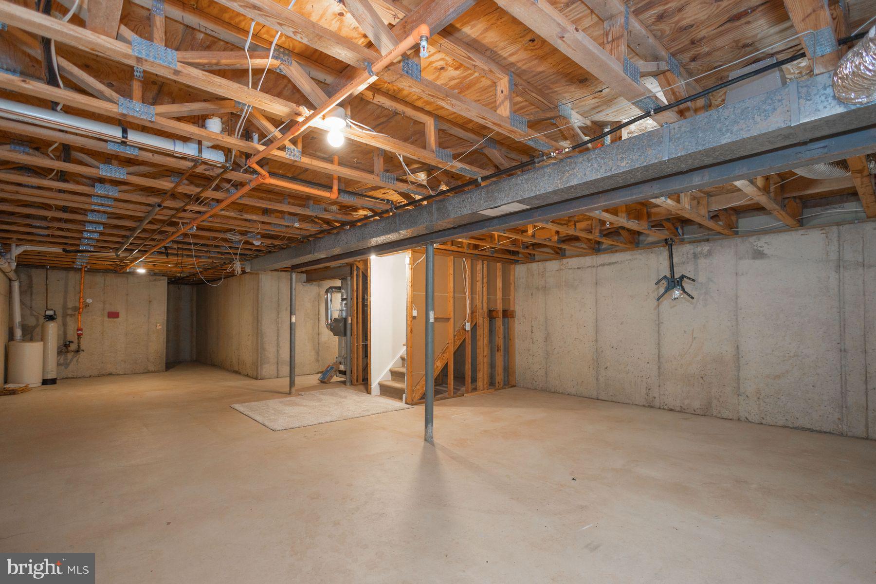 102 Waverly Lane, Unit 4 New Hope, PA 18938 - Photo 25 of 28 a view of an empty room