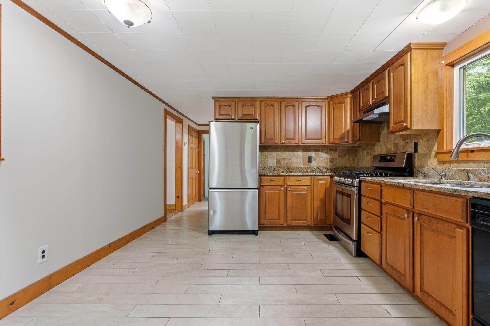 88 Patten Hill Road Hillsborough, NH 03244 - Photo 3 of 40 Gallery Image 3