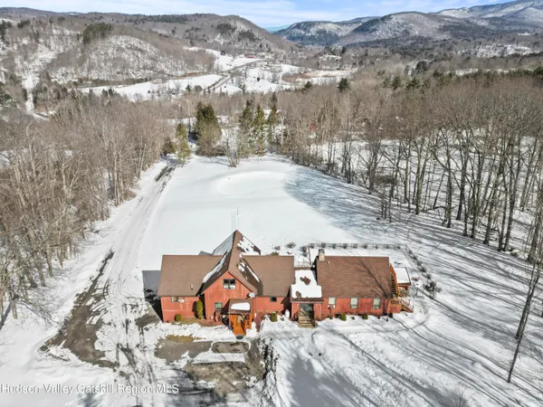 $799,000 | 65 Johnny Cake Hill Road, Petersburgh, NY 12138