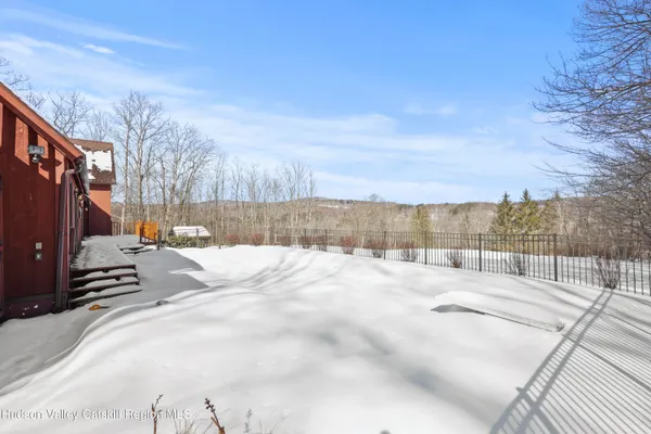 $799,000 | 65 Johnny Cake Hill Road, Petersburgh, NY 12138