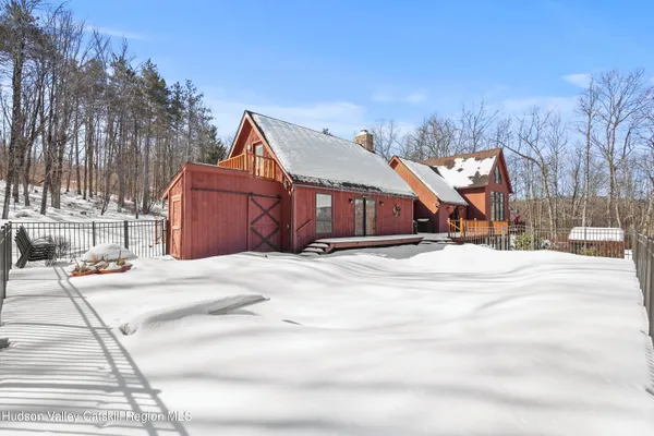 $799,000 | 65 Johnny Cake Hill Road, Petersburgh, NY 12138