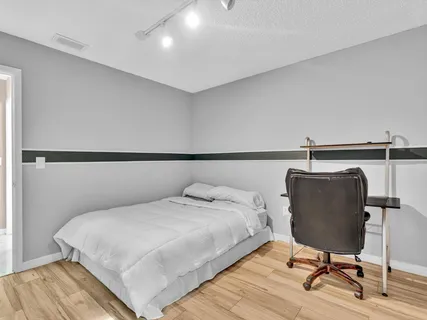 $533,000 | 20331 Northeast 10th Court, Miami, FL 33179