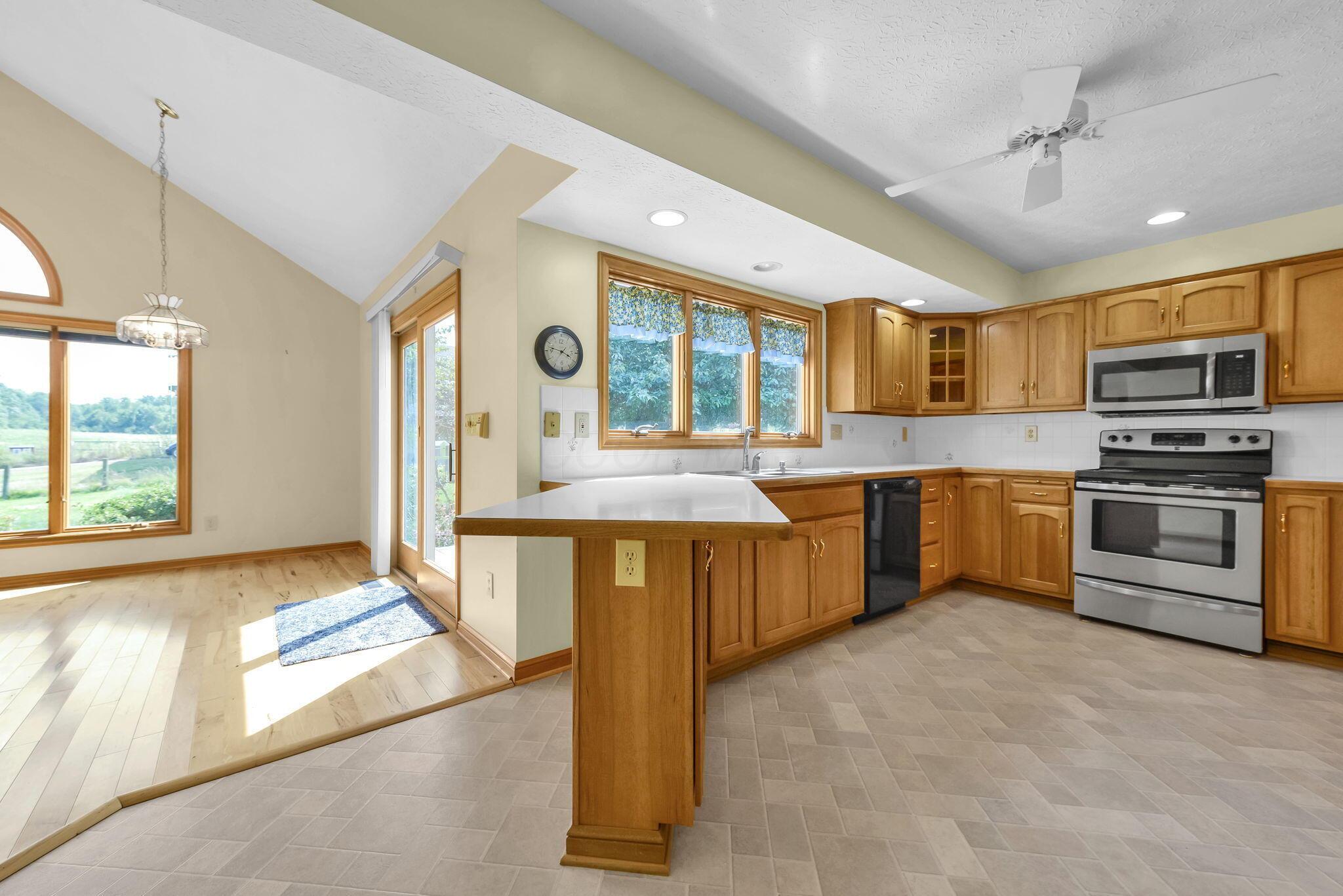 9659 Jug St Road Northwest Pataskala, OH 43062 - Photo 9 of 35 12-web-or-mls-9659-jug-st-rd-nw