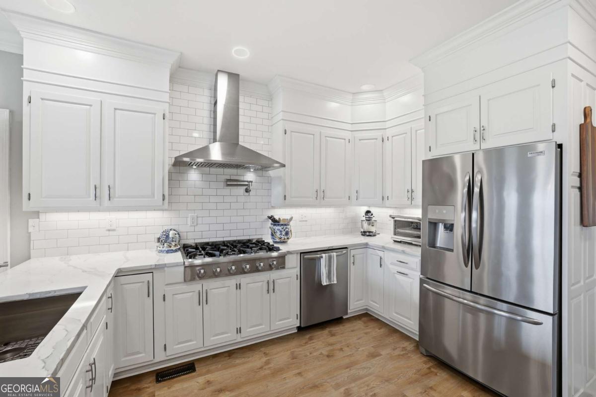 136 Deer Hollow Road Bogart, GA 30622 - Photo 11 of 48