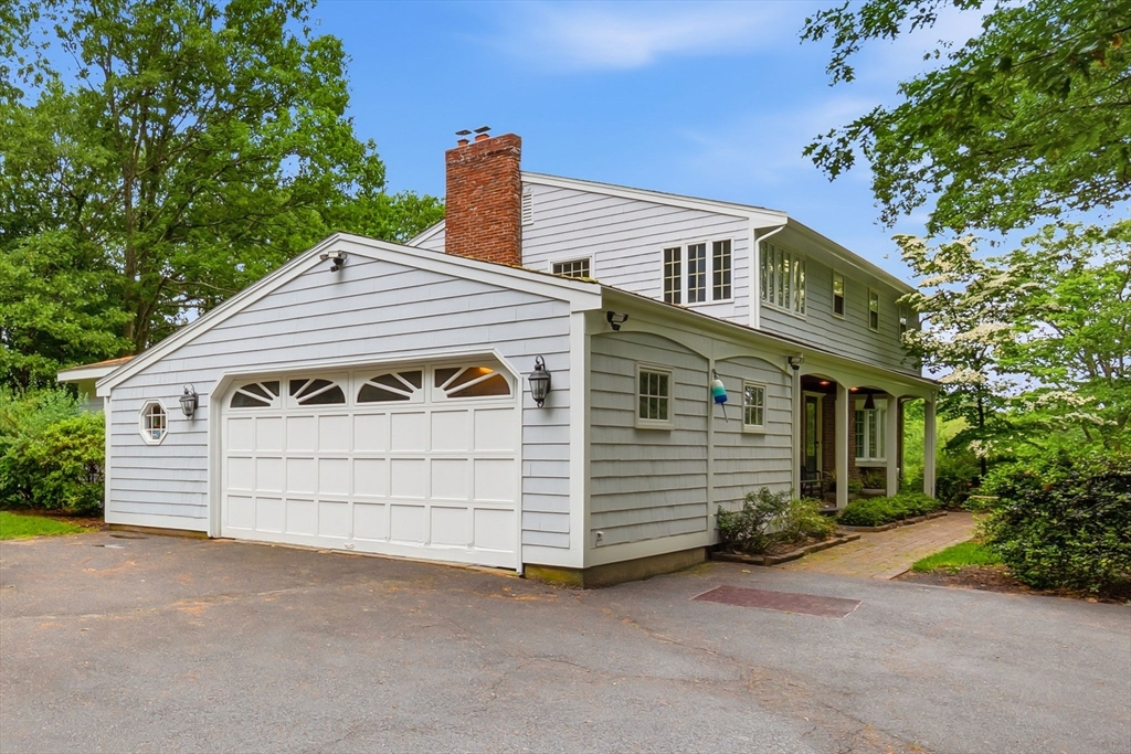 11 Pickman Road Beverly, MA 01915 - Photo 28 of 40