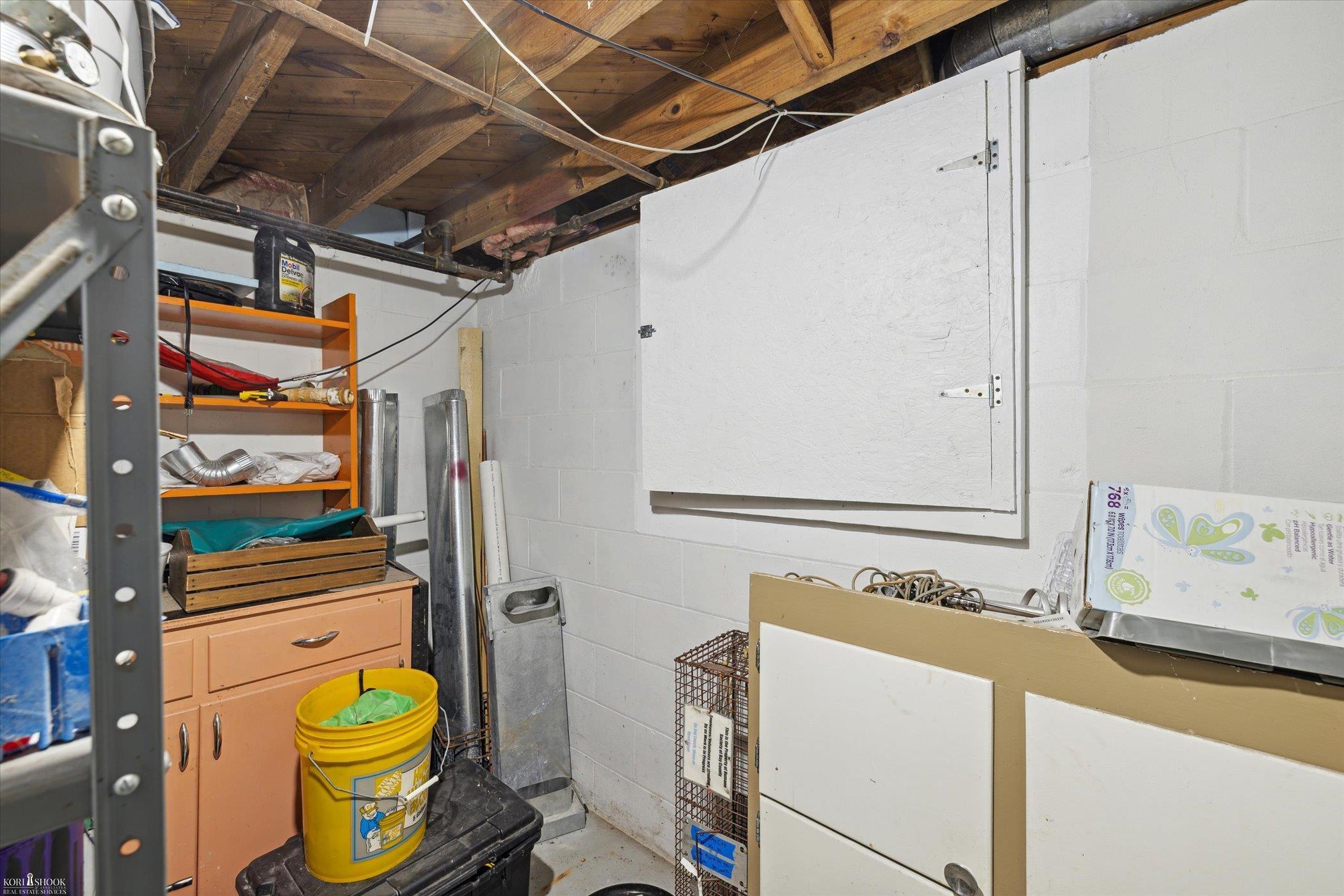 200 Revilo Road Bay City, MI 48706 - Photo 34 of 58 50159966-79ea73d9-adbd-45c9-b504-3bdac8666afc.JPG