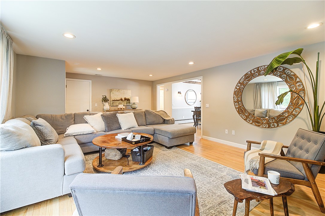 23 Whipple Road Smithfield, RI 02917 - Photo 7 of 15 Living Room